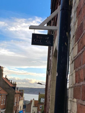 Tunny Cottage in Old Town Scarborough